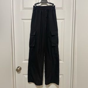 Baggy Black Cargo Pants with pockets